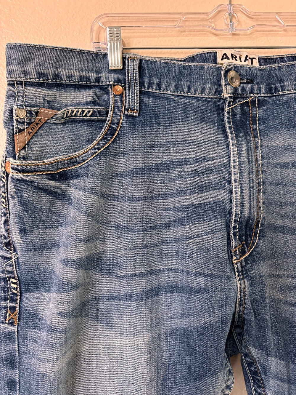 Ariat Men's M5 Stillwell Straight Leg Jeans 42 x 32 Fargo Wash - Picture 4 of 9